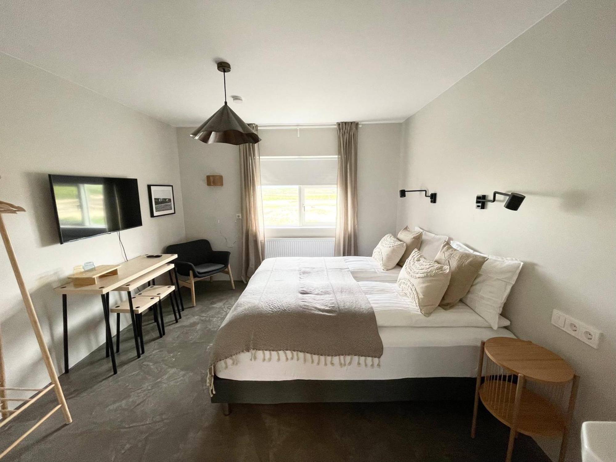 Lindarholl Guesthouse Stori-Bakki Εξωτερικό φωτογραφία